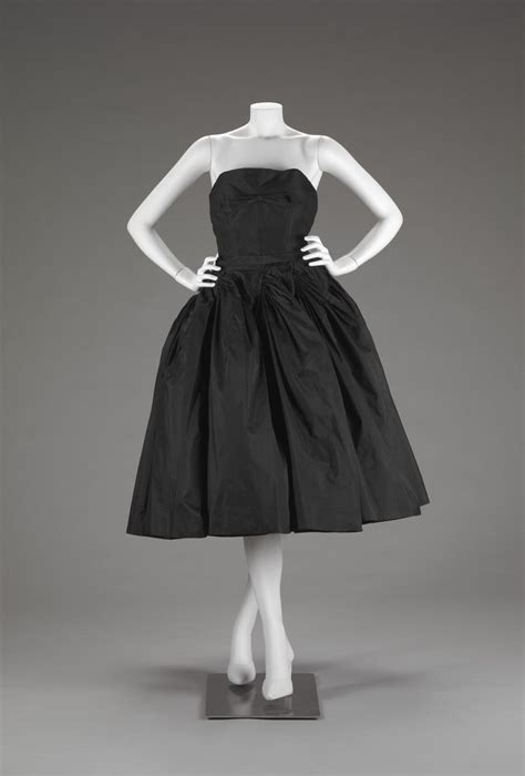 1950's christian dior dresses|christian dior 1951 collection looks.